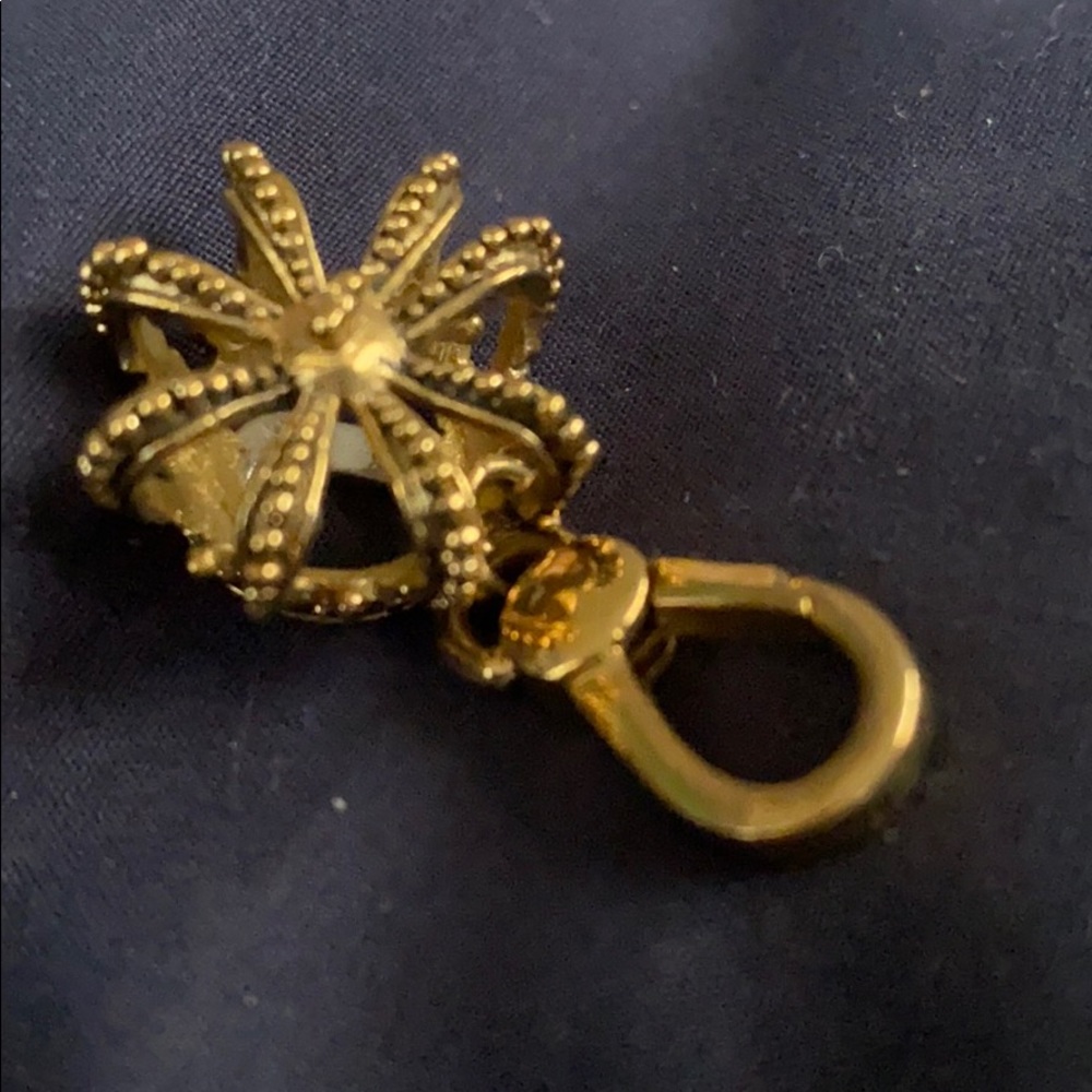 Juicy couture charm crown
